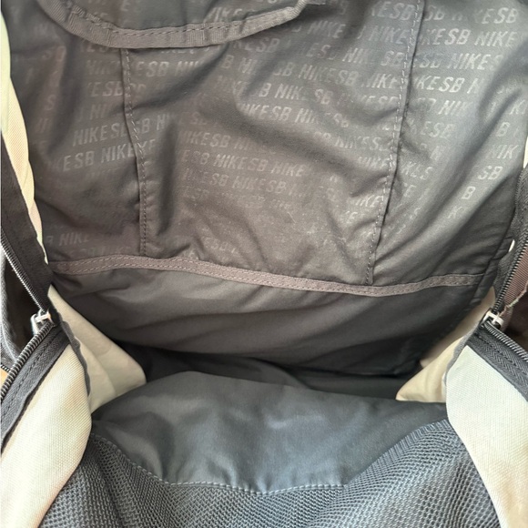 Nike - Camouflage Bookbag - Picture 4 of 8